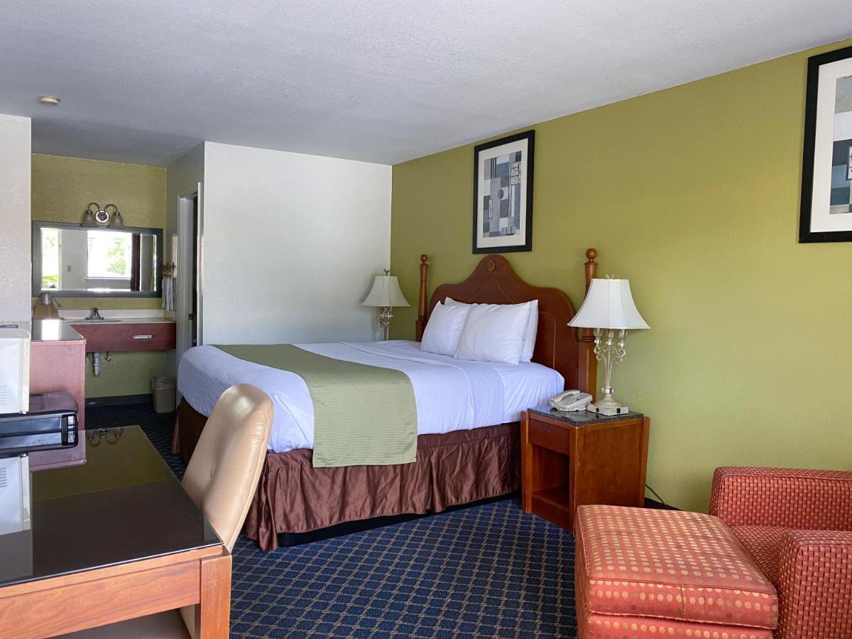 Royal Inn Richmond Hill- Savannah I-95 Eksteriør bilde